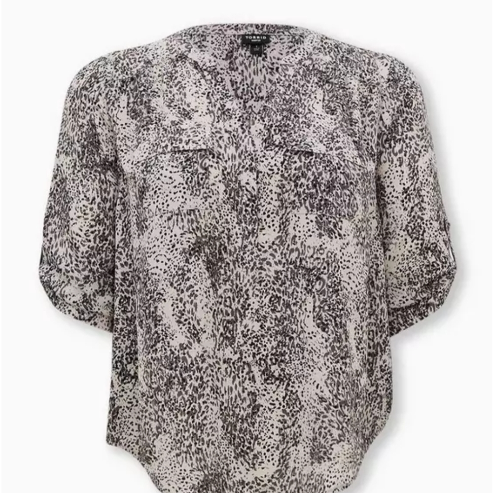 Torrid Black and Gray Boxy Blouse with Mandarin Collar